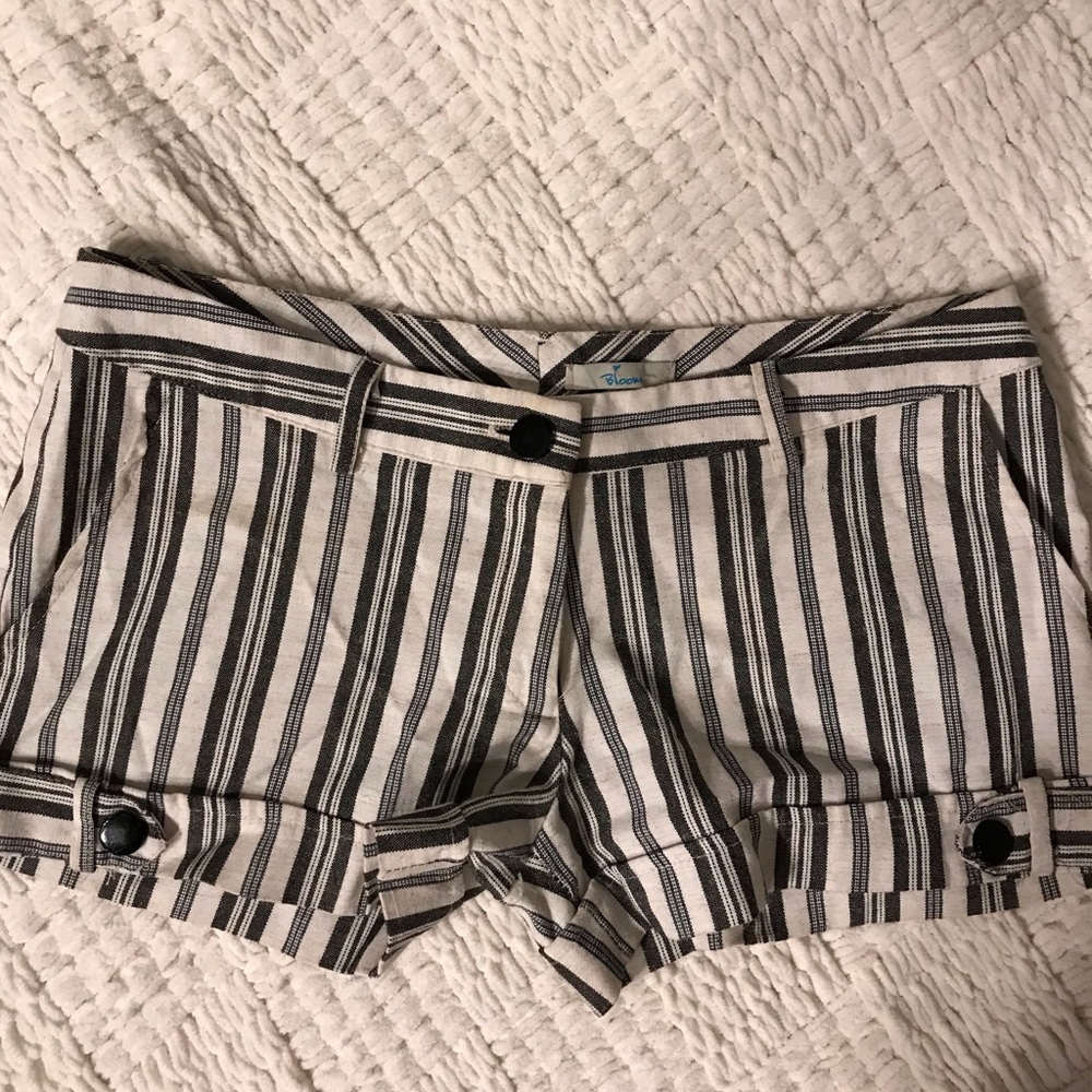 Bloom Sz S Pinstripe Linen Shorts